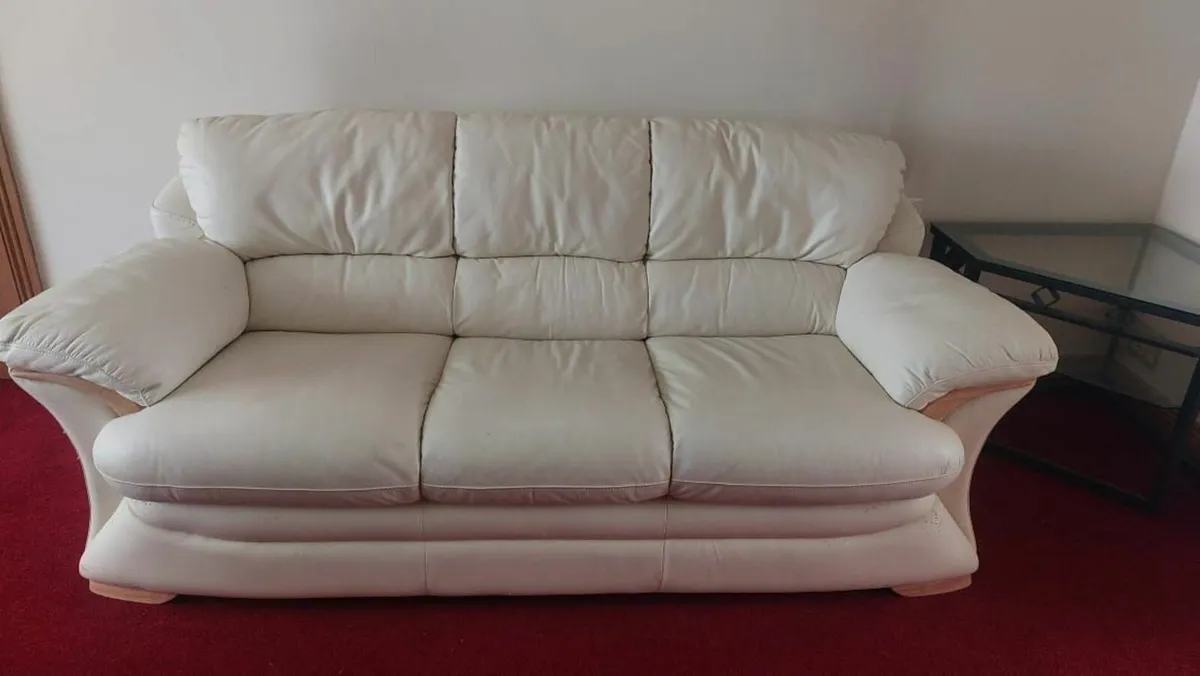3 seater and 2 seater cream leather sofas - Image 1
