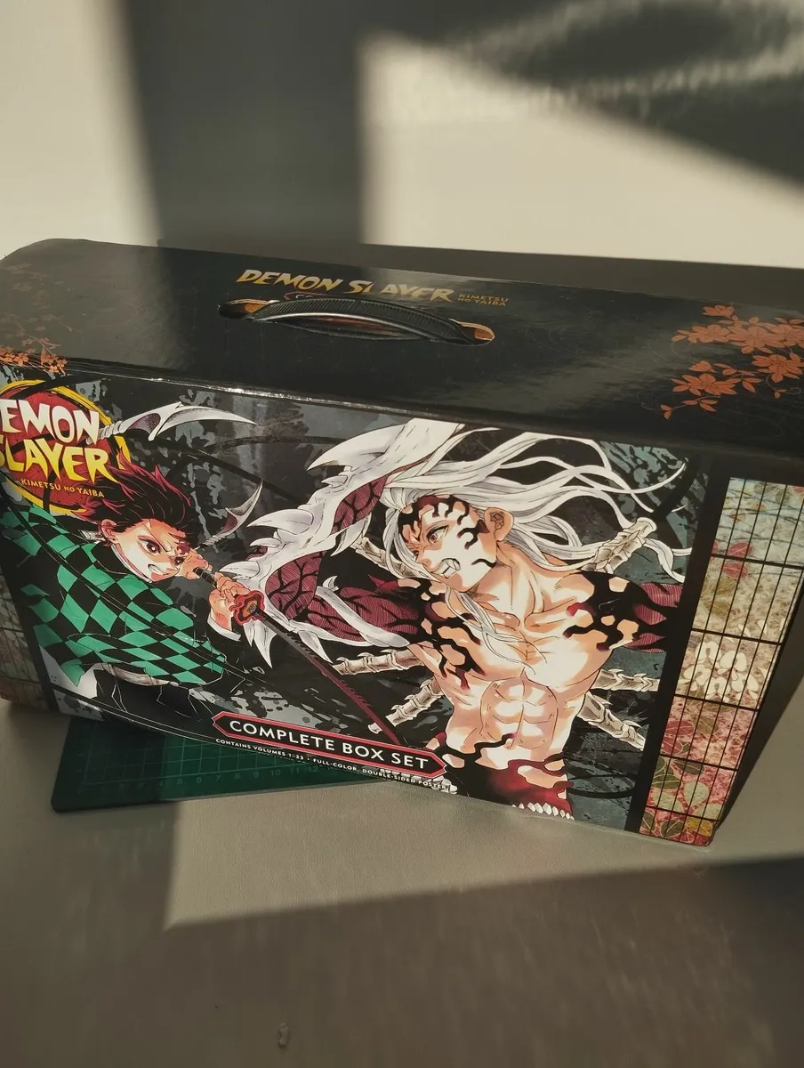 Demon Slayer Complete Box Set like new - Image 4