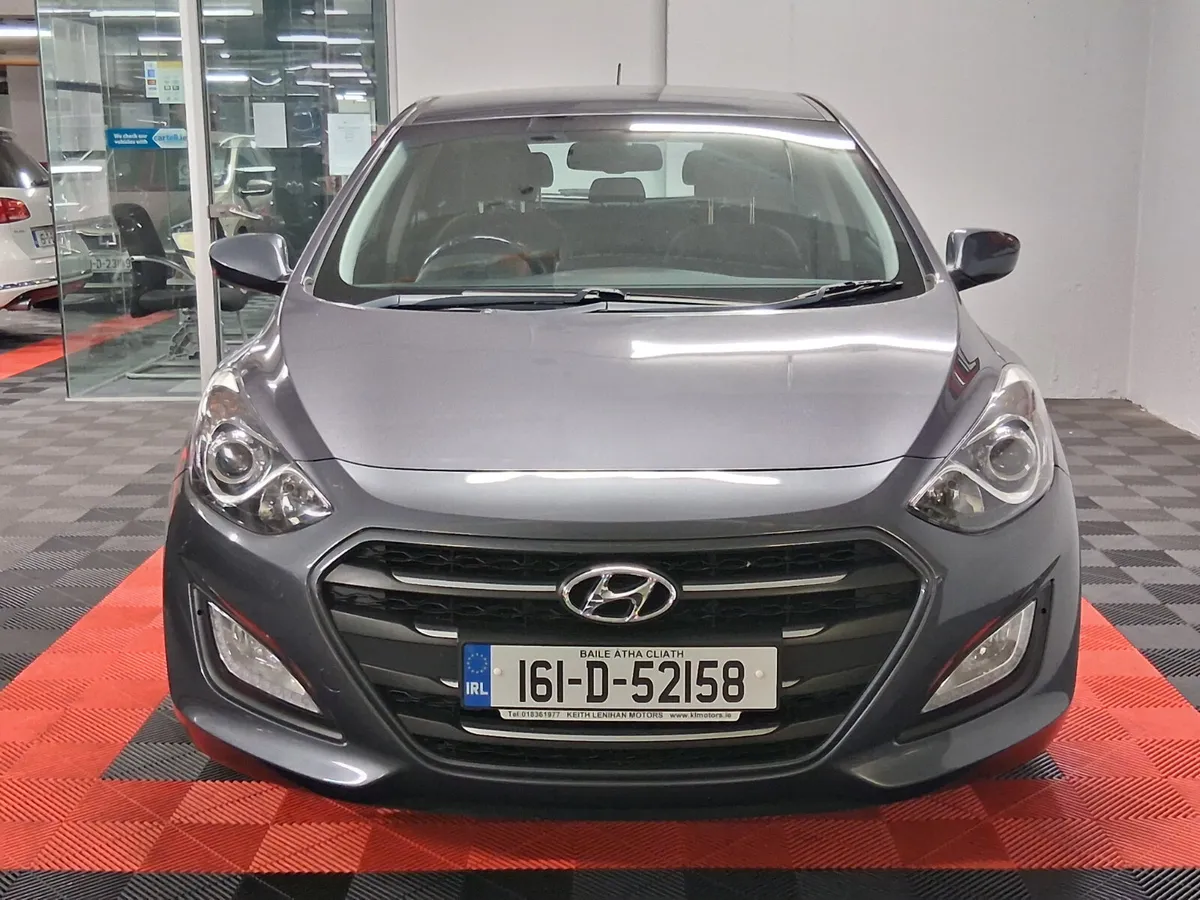 2016 Hyundai i30 **FINANCE AVAILABLE** - Image 4