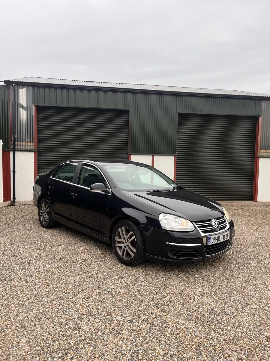 Volkswagen Jetta - Image 1