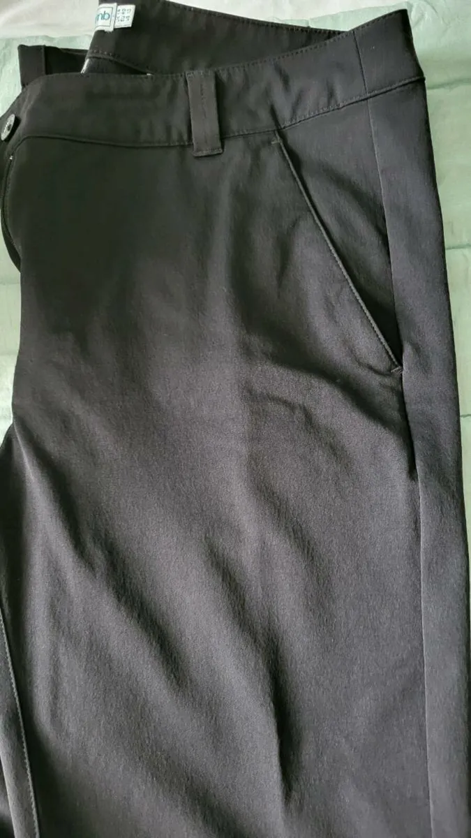 Ladies Green Lamb golf trousers - Image 2