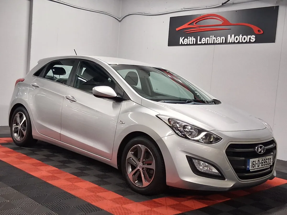 2016 Hyundai i30 **LOW MILEAGE** - Image 3