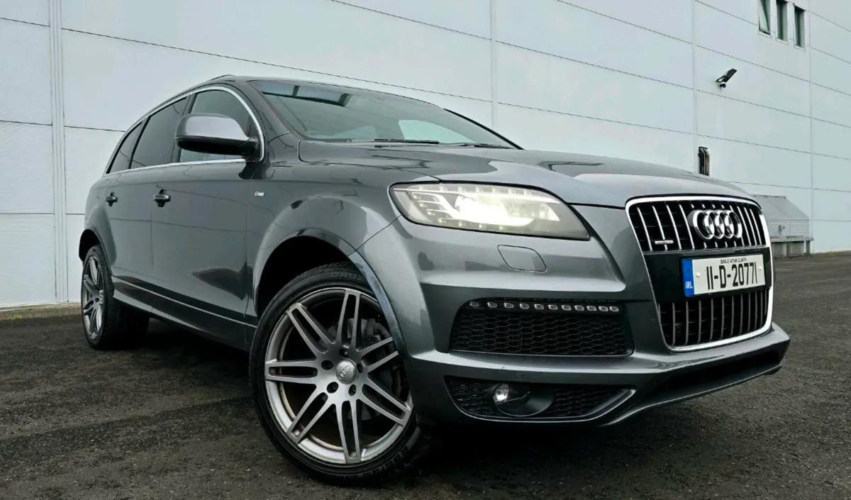 2011 Audi Q7 S-line 3.0 TDI QUATTRO 7 Seater - Image 1