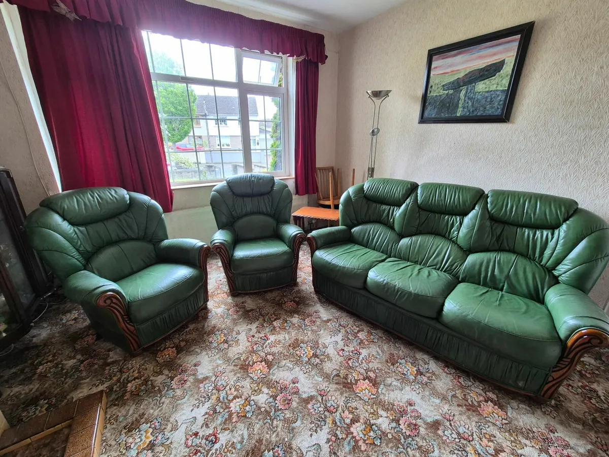 Three piece leather suite - Image 1