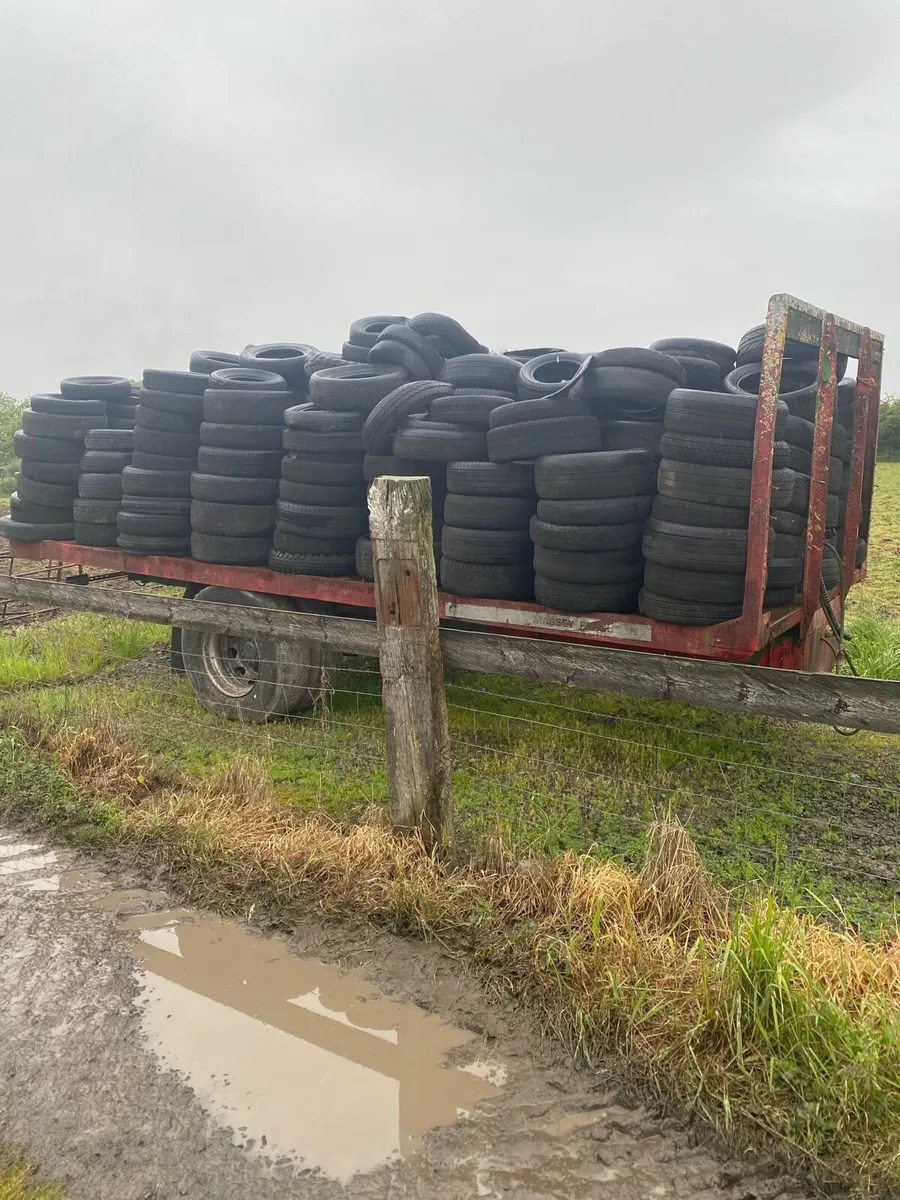 Silage pit Tyres