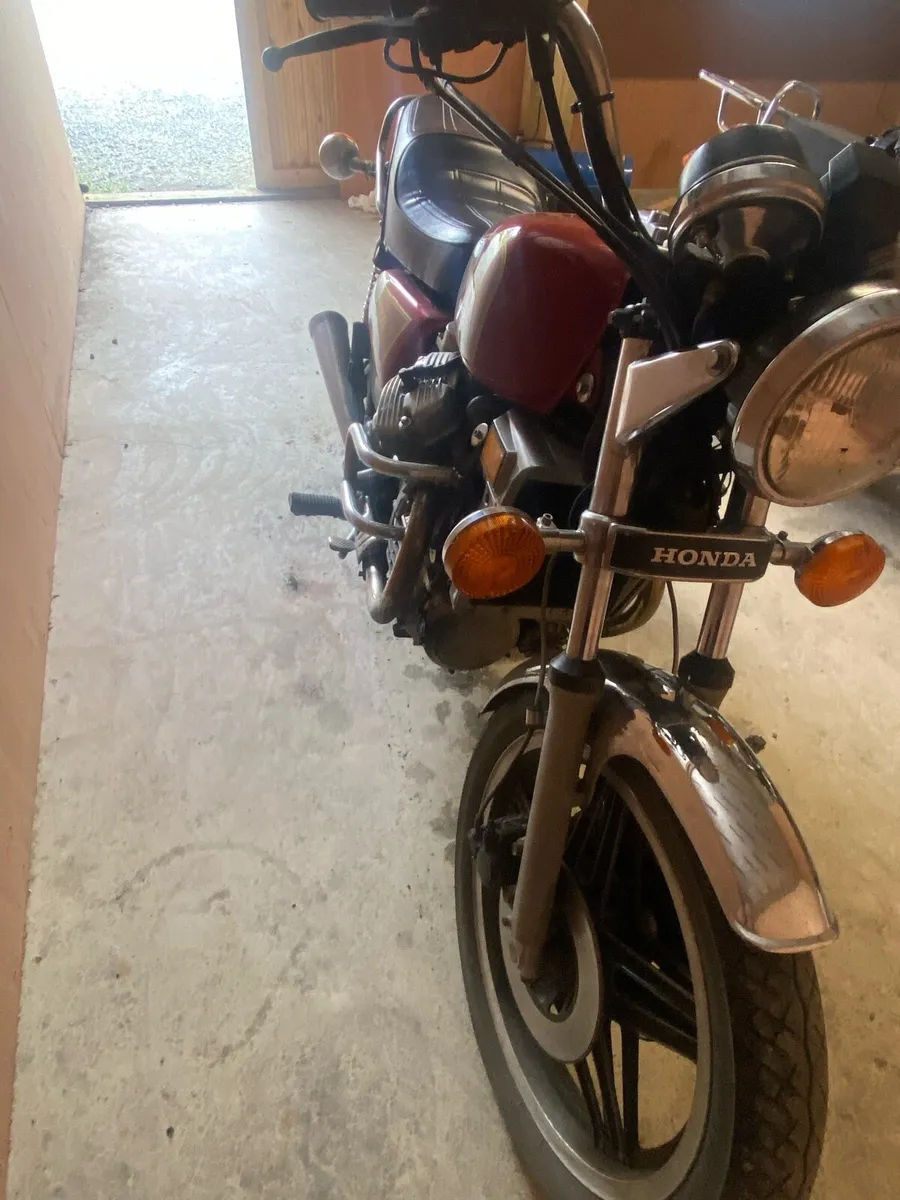 Vintage Honda cx500 - Image 1