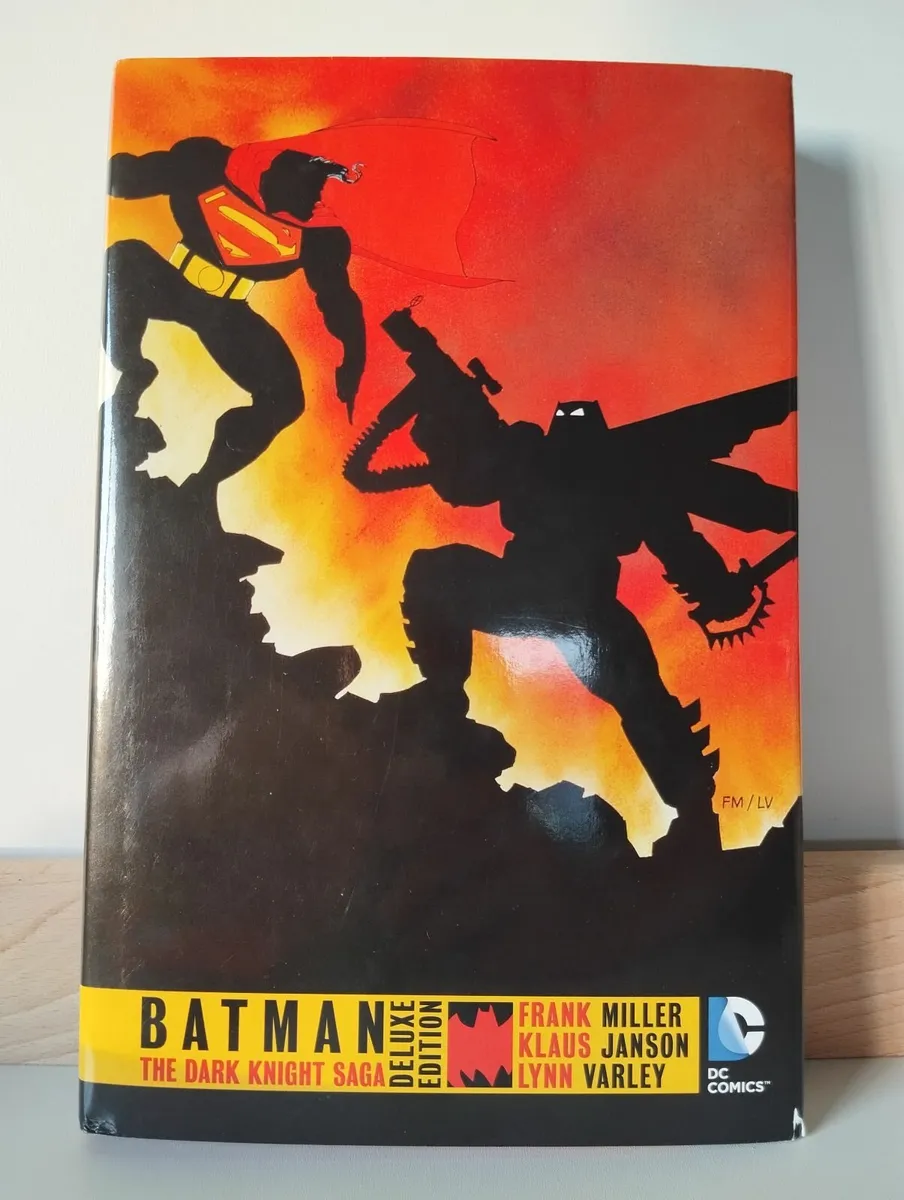 Batman The Dark Knight Saga Deluxe Edit 500 pags - Image 1