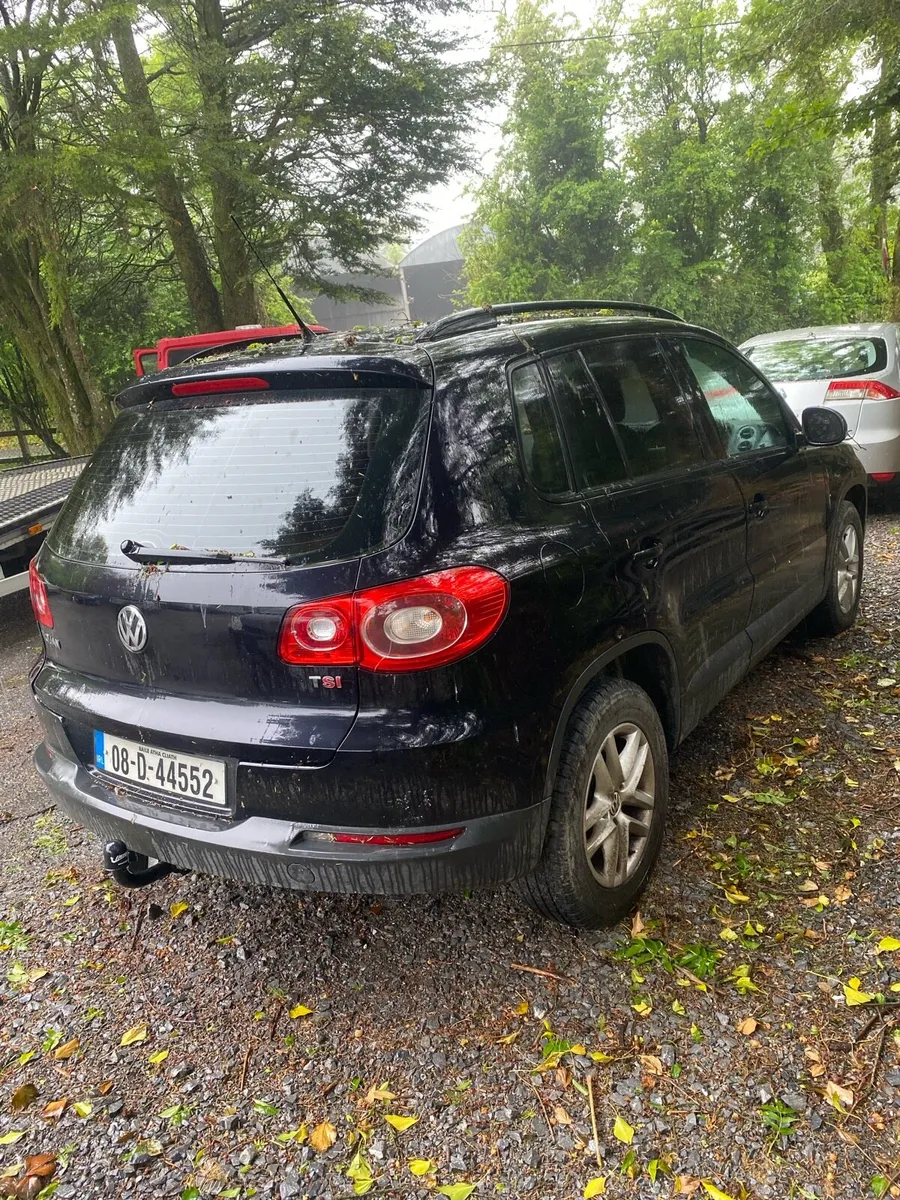 Volkswagen Tiguan 1.4 tsi 4wd jeep - Image 2