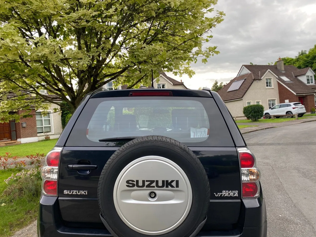 Suzuki Grand Vitara 2008 - Image 2