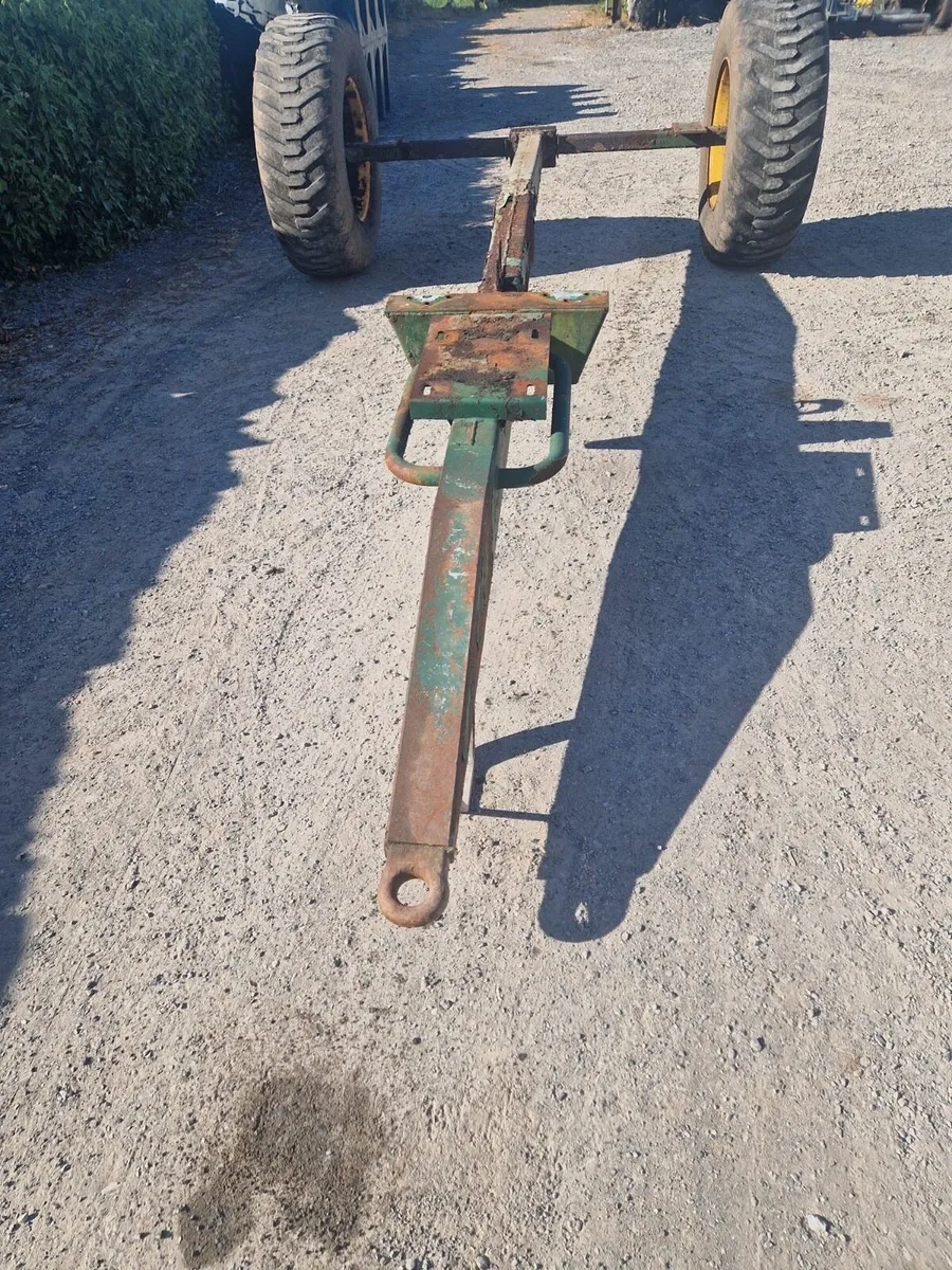 Axel and drawbar - Image 1