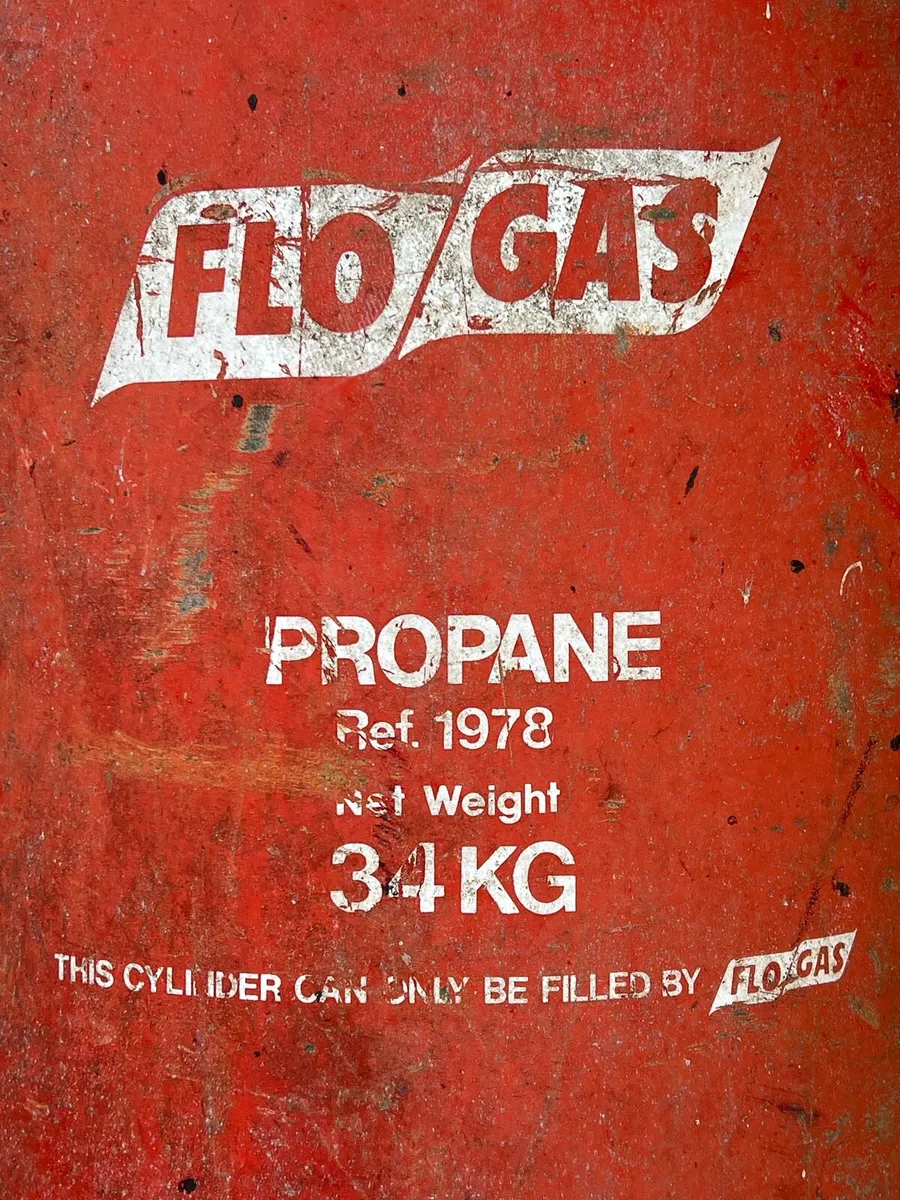 Flogas Propane bottle, 34KG , half full - Image 2