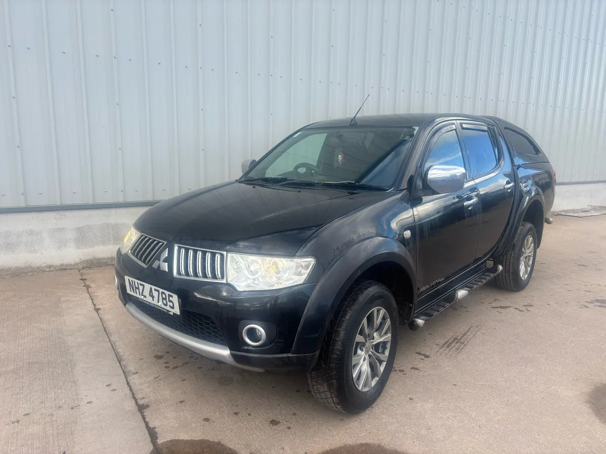 2010 Mitsubishi L200 - Image 2
