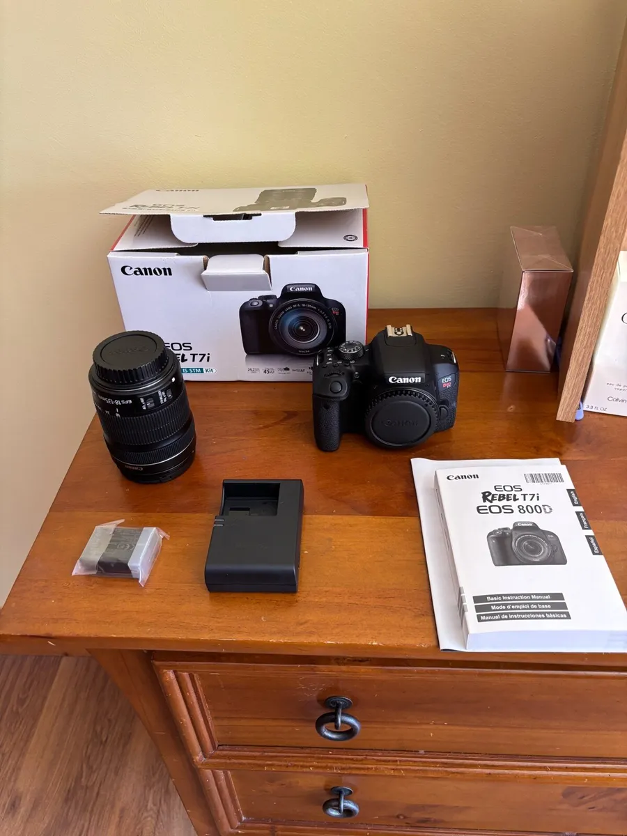 Canon Camera Rebel T7i 800D - Image 4