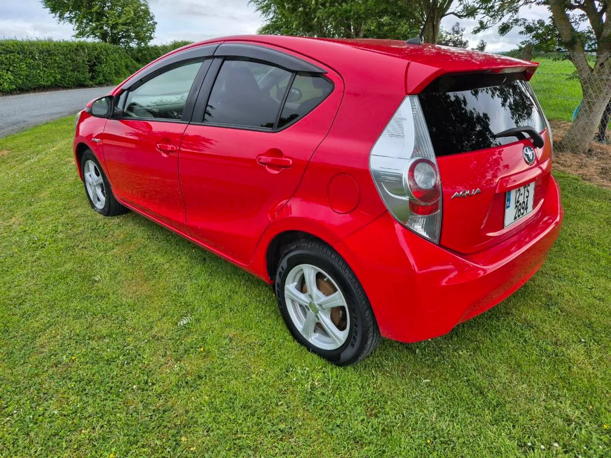 Toyota Aqua (Hybrid) - Image 3