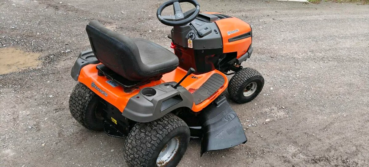 Husqvarna ride on mower - Image 3