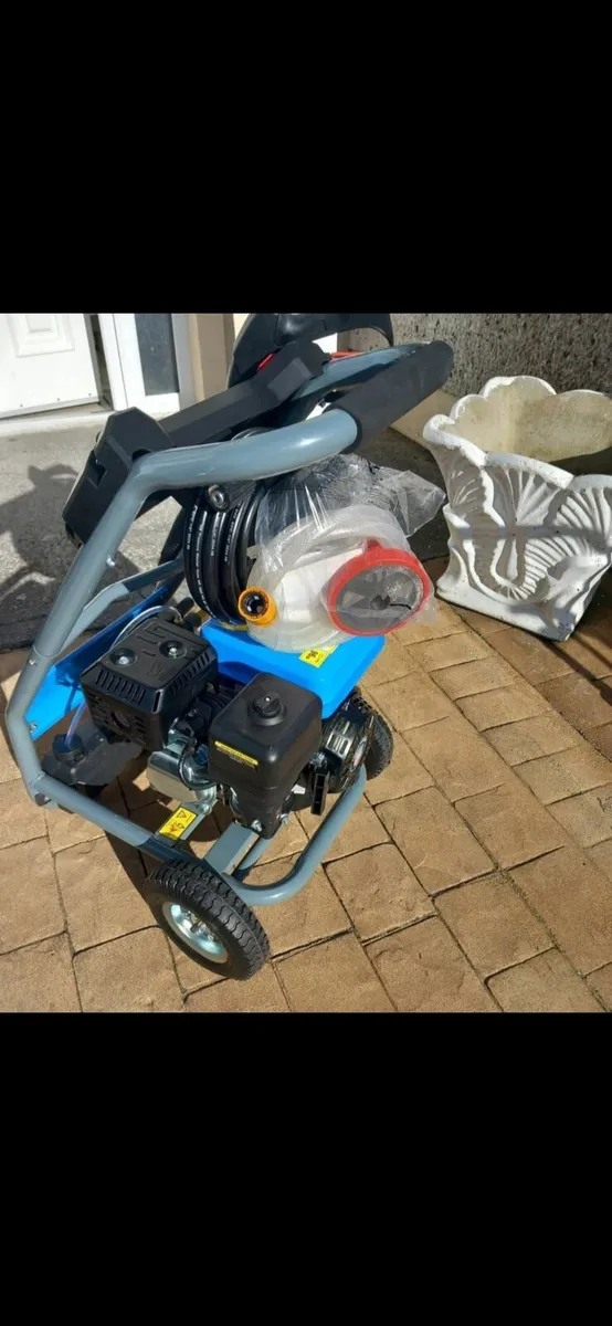 Petrol pressure washers - Image 2