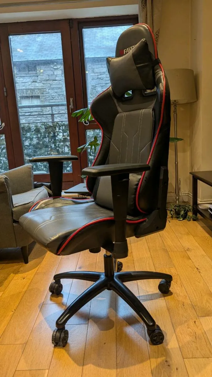 Office/Gaming chair - Image 2