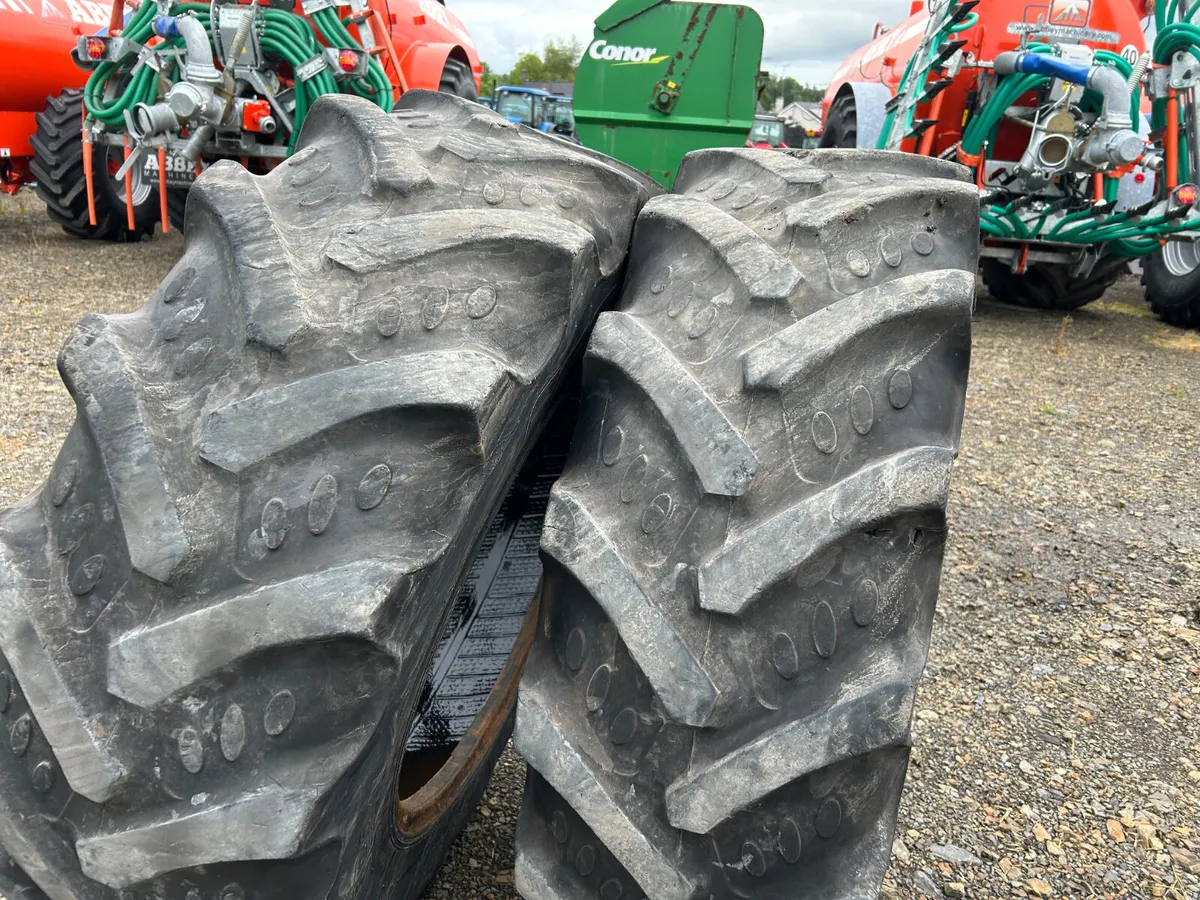 340/85 24 BKT tyres - Image 4
