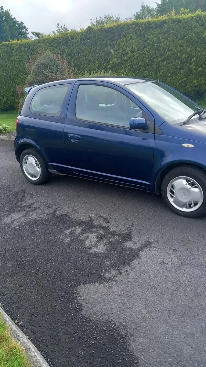 Toyota Yaris 2005 - Image 4