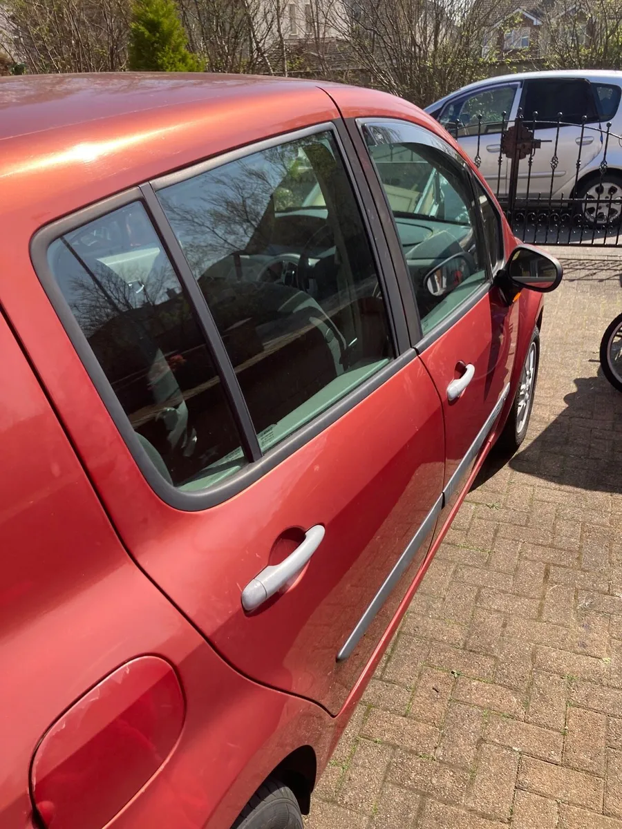 Renault Nct 3/26 Tax 7/25 - Image 2