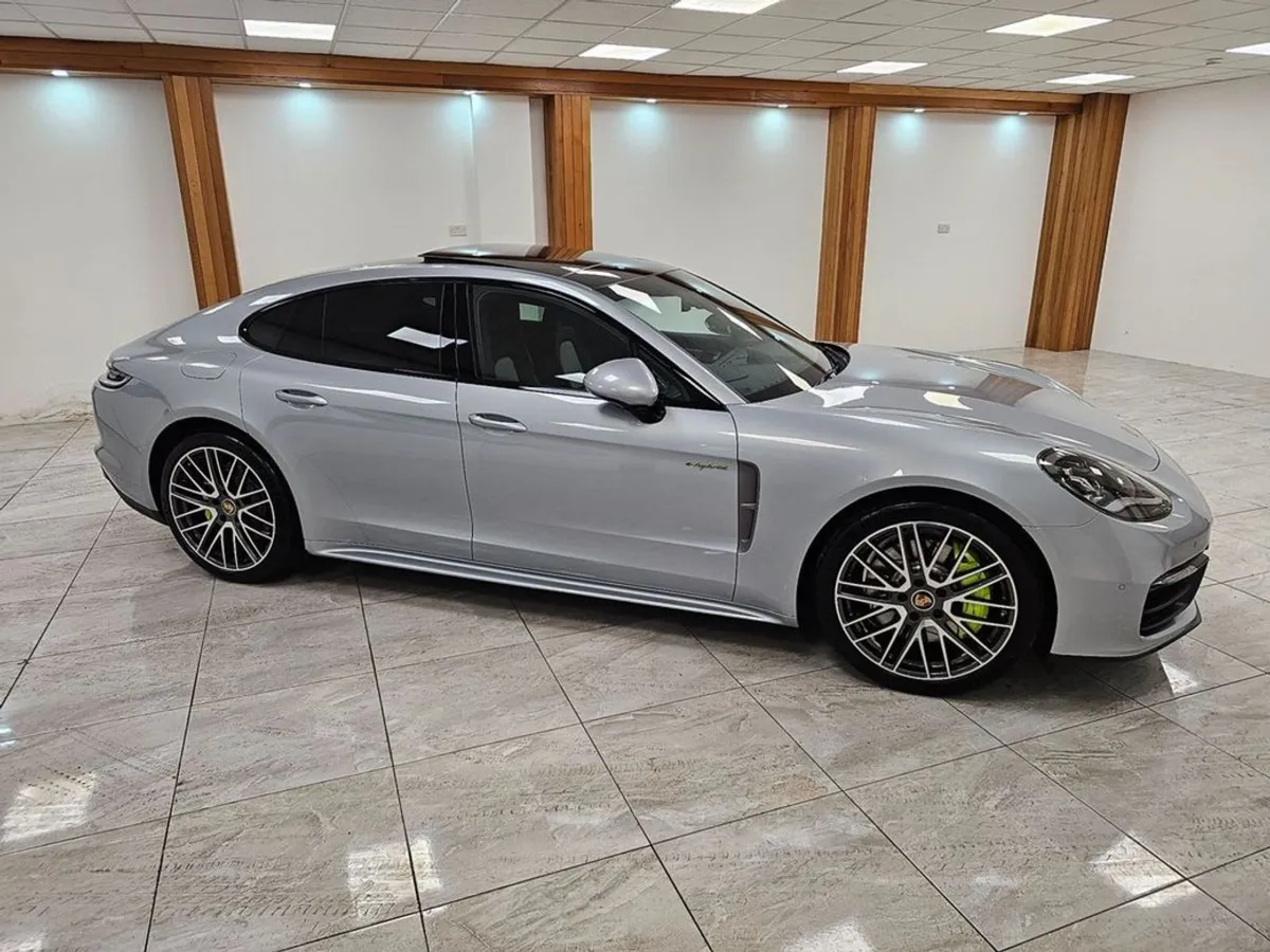 Porsche Panamera Platinum Edition - Image 3