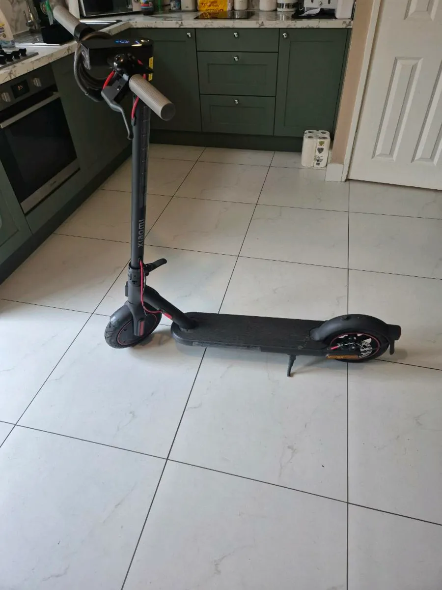 Xiaomi scooter - Image 1