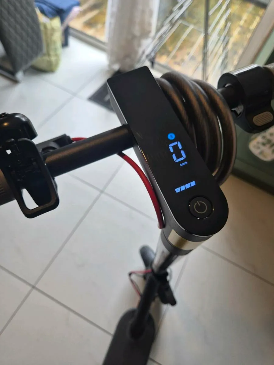 Xiaomi scooter - Image 2