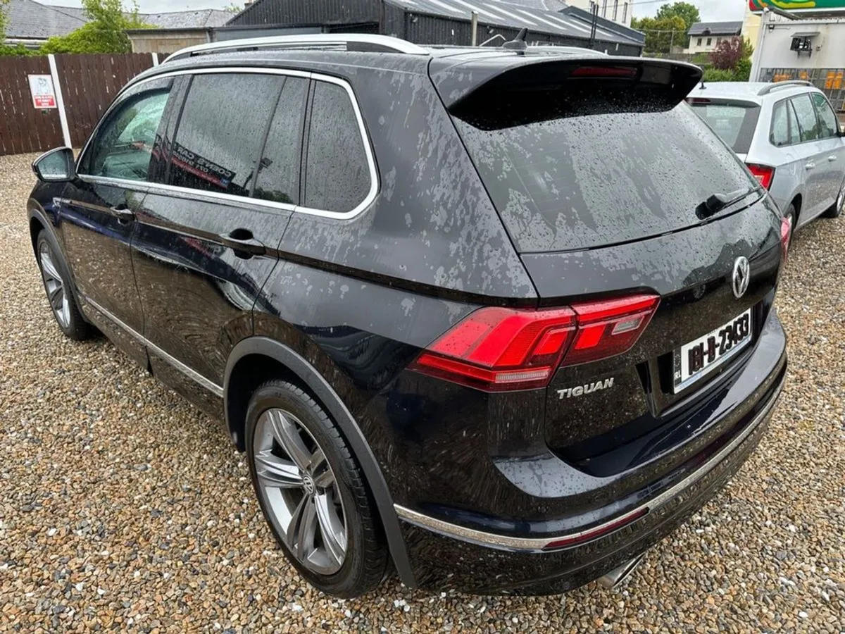 Volkswagen Tiguan 2.0 TDI 115 Comfortline R-line - Image 3