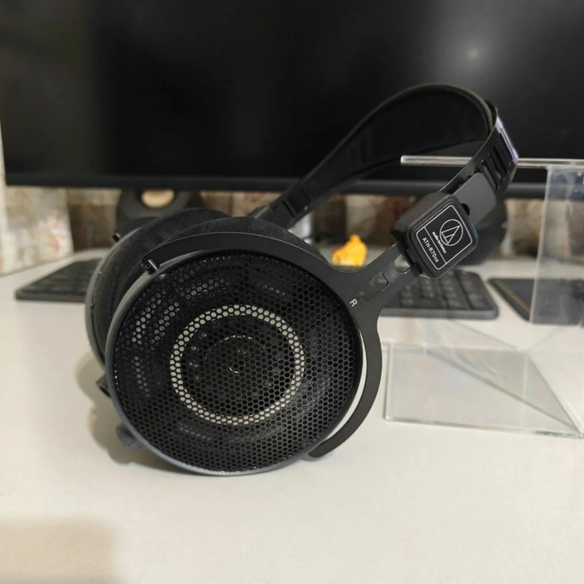 Audio-Technica ATH-R70xa Headphones - Image 3