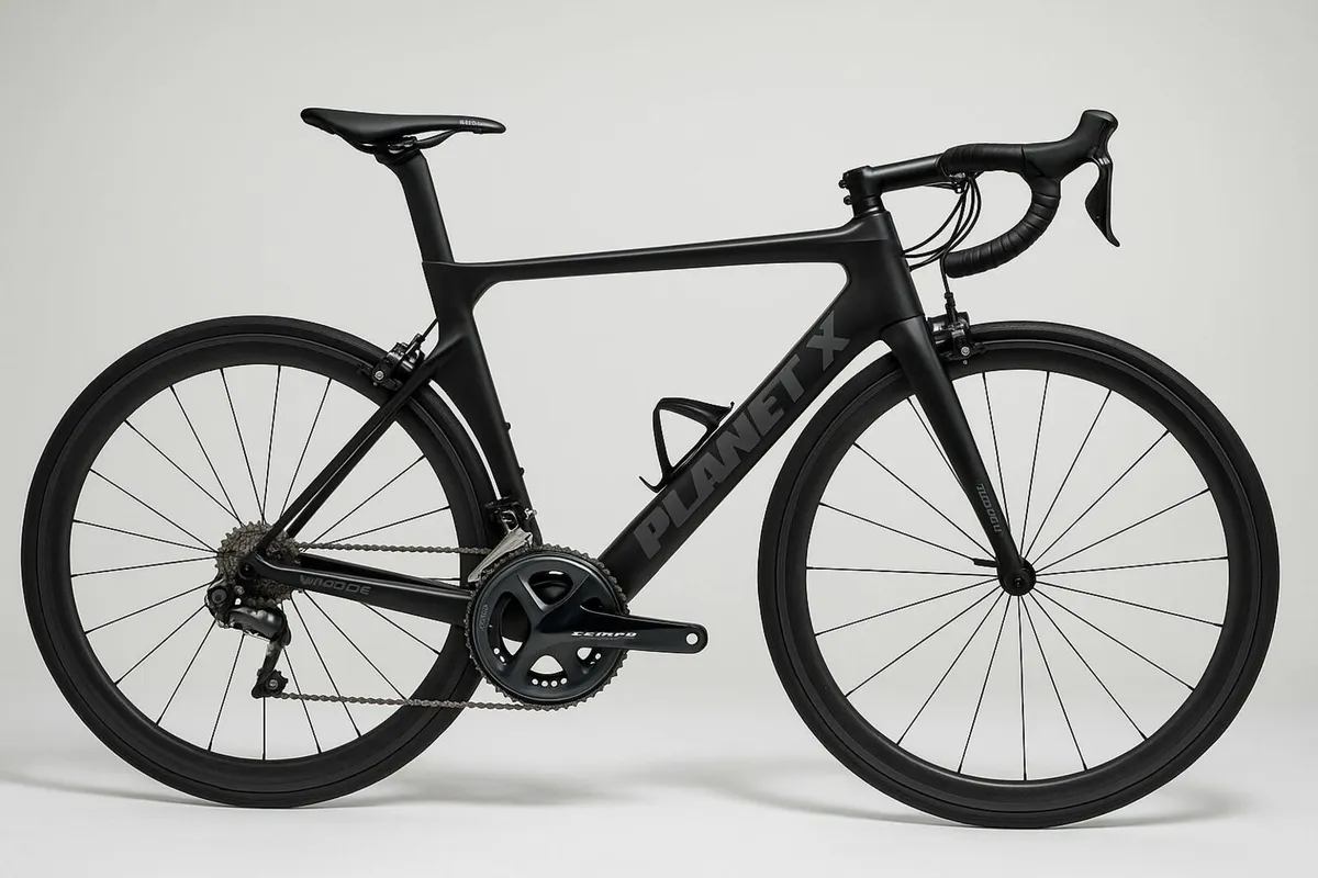 Planet X EC-130E Carbon Aero Rd Bike 58cm shimano - Image 1