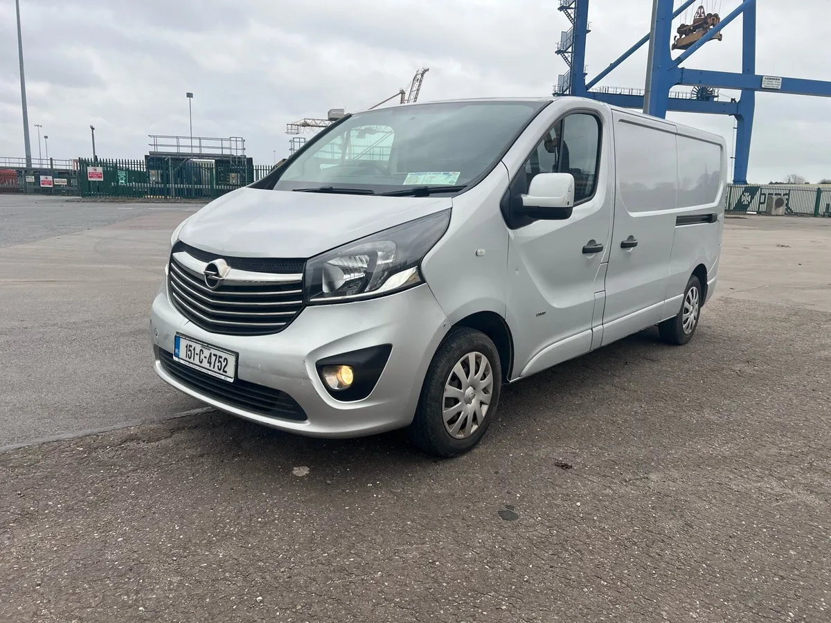 2015 Renault Trafic Sport 1.6 Dci - Image 2