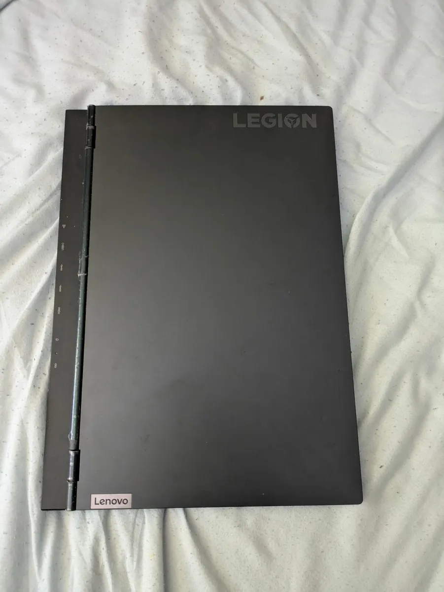 Lenovo Legion 5 15IMH05H - Image 4