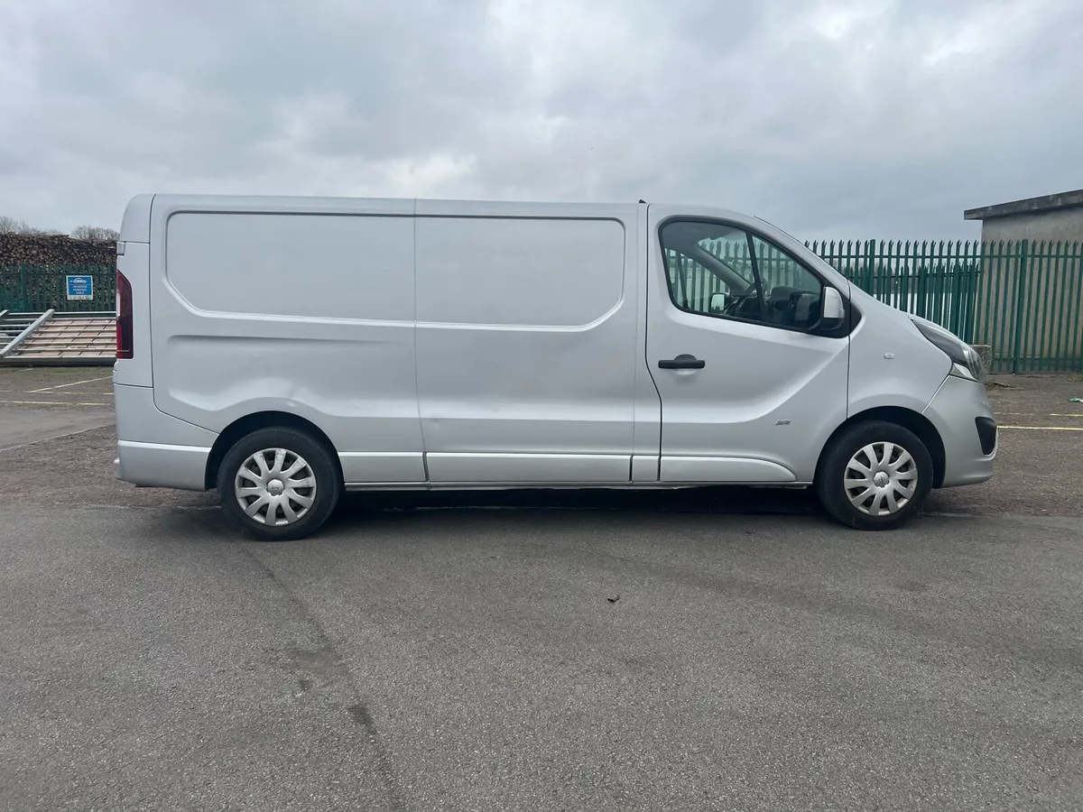 2015 Renault Trafic Sport 1.6 Dci - Image 4