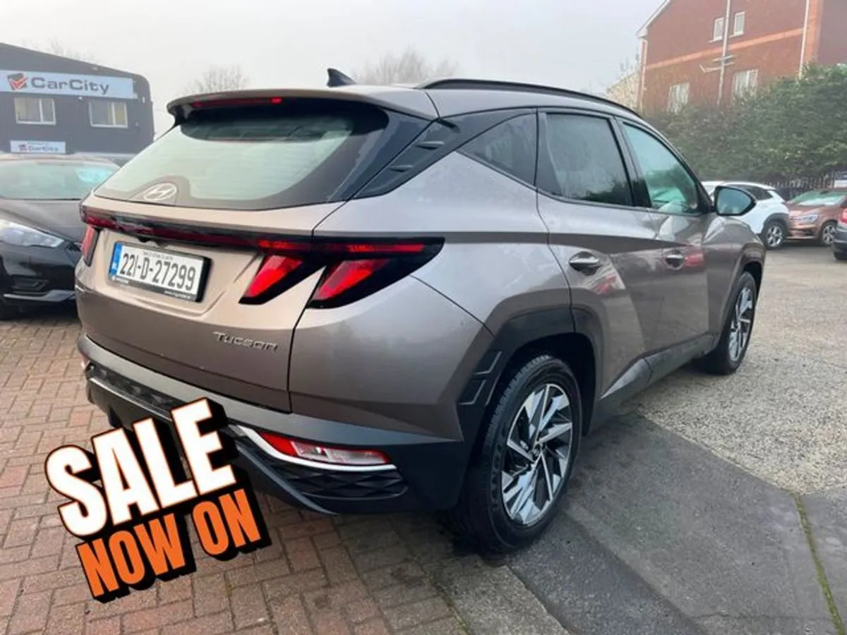 Hyundai Tucson Executive 5DR - Image 2