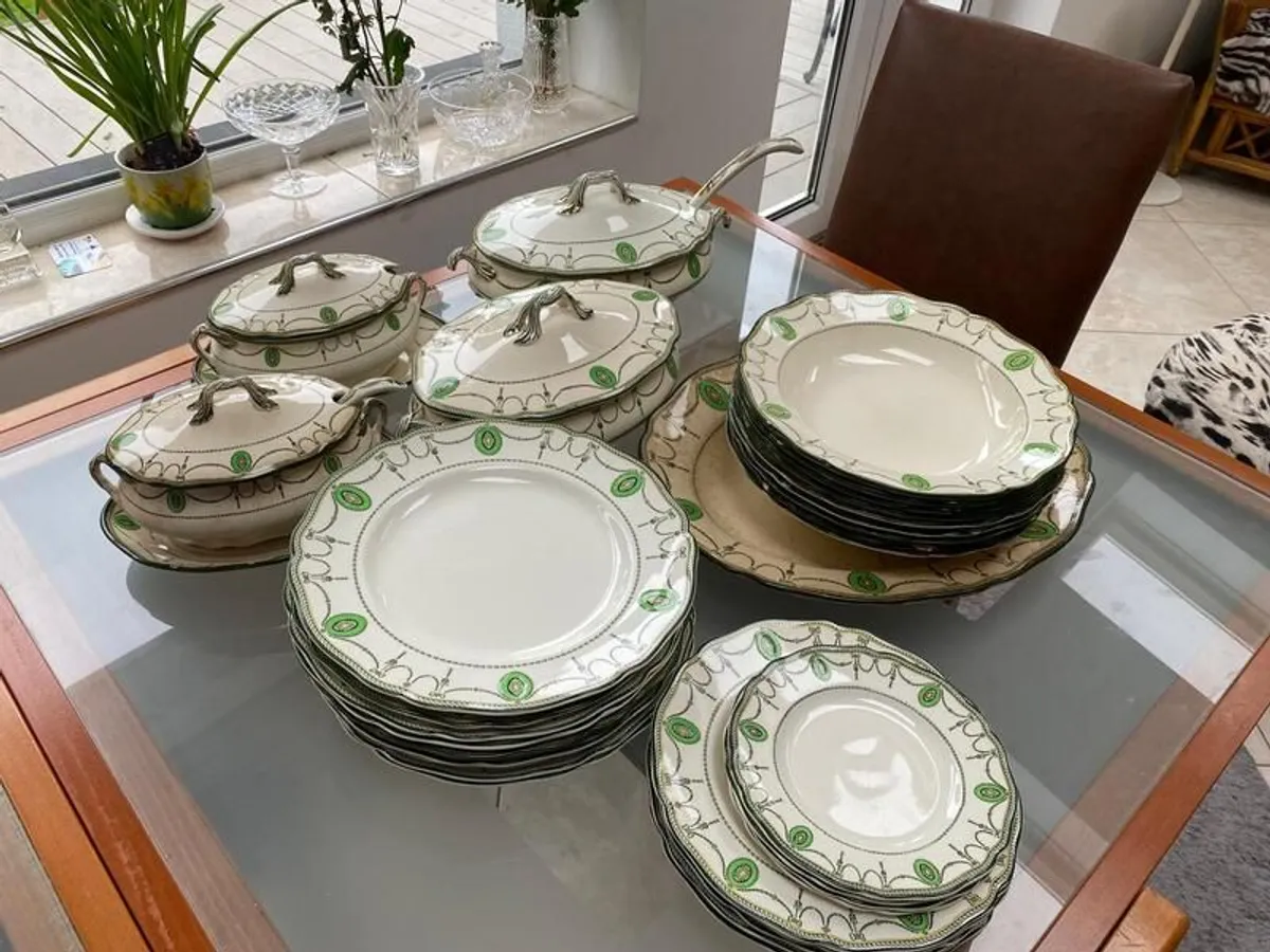 Royal Doulton Countess Dinner Service - Image 2