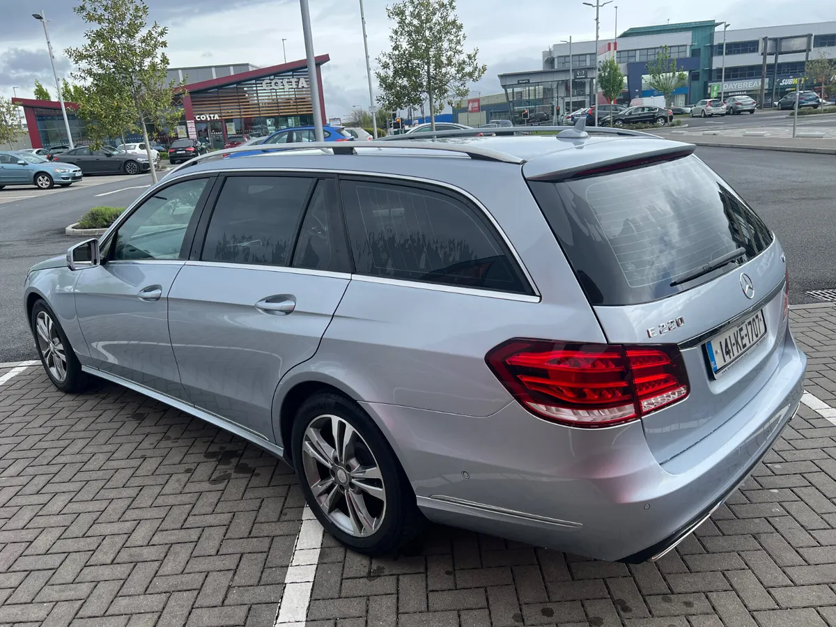 Mercedes-Benz E-Class 2014 - Image 4
