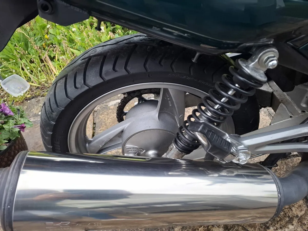 KAWASAKI ER 500 2000 - Image 4