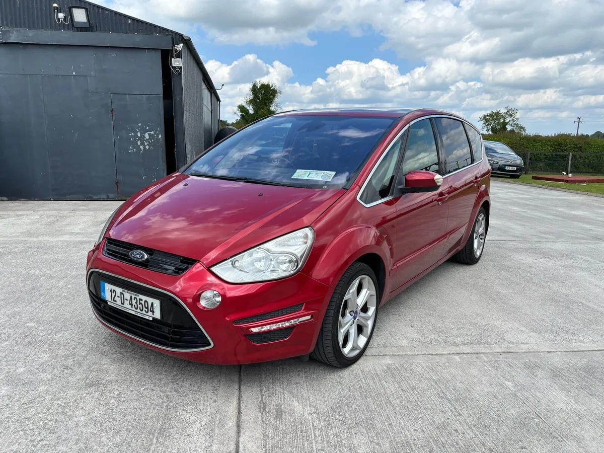 Ford S Max Titanium Model 7 Seater - Image 1