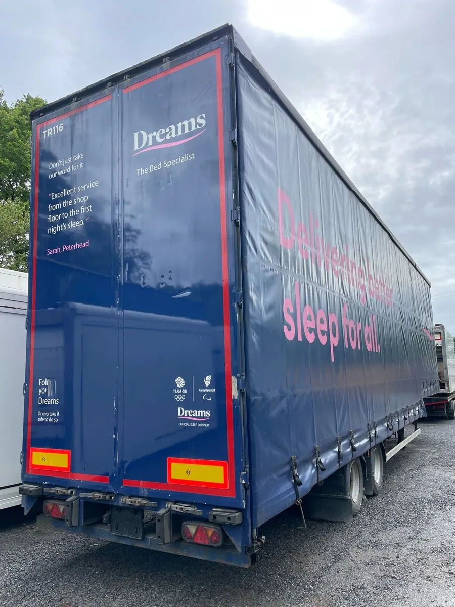 Stepframe curtainside trailer - Image 2