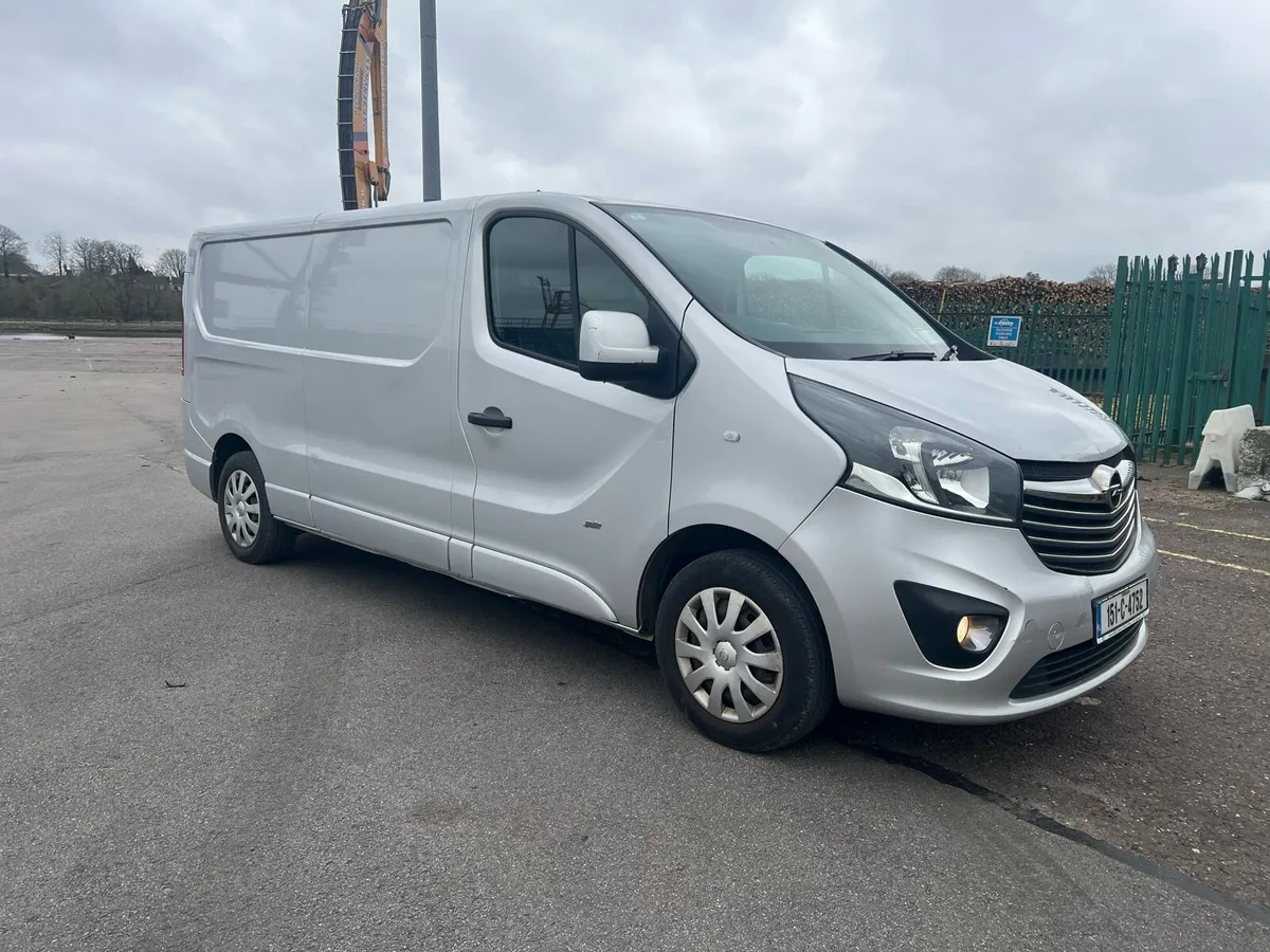 2015 Renault Trafic Sport 1.6 Dci - Image 1