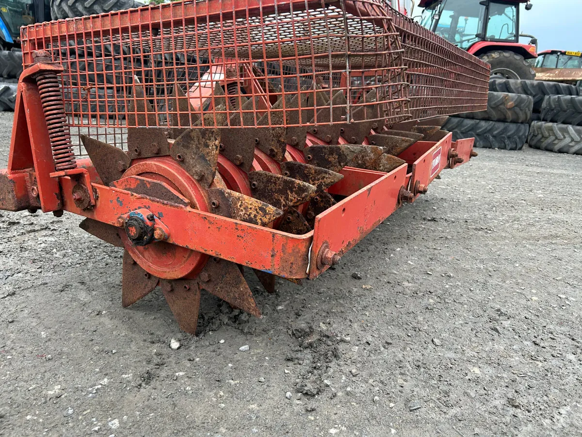 Toro 6FT Aerator - Image 3