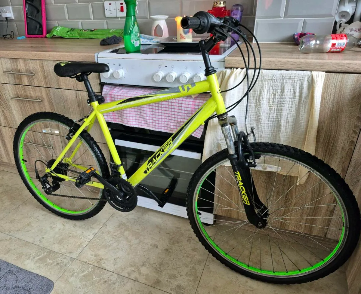 adults apollo hybrid bike 18 inch frame Brake and - Image 2