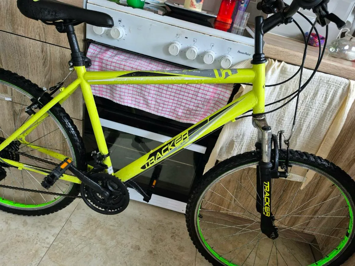 adults apollo hybrid bike 18 inch frame Brake and - Image 3