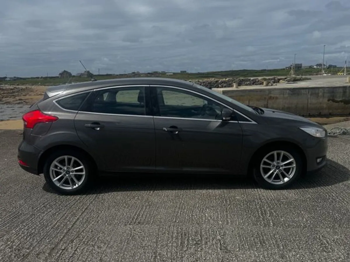 Ford Focus Style 1.5td 95ps 6spd 4DR - Image 2
