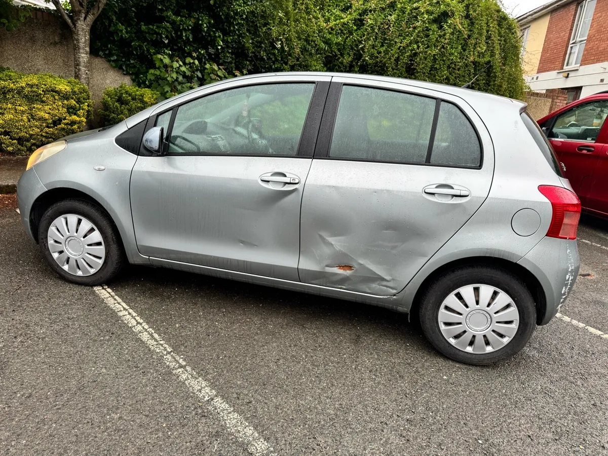 Toyota Yaris - Image 4