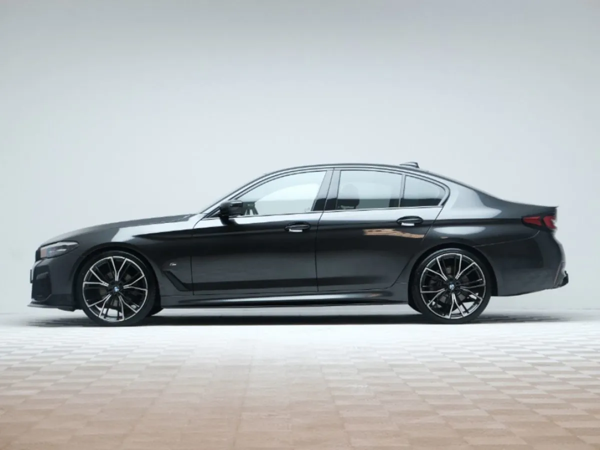 BMW 5 Series 520D M Sport - Image 4