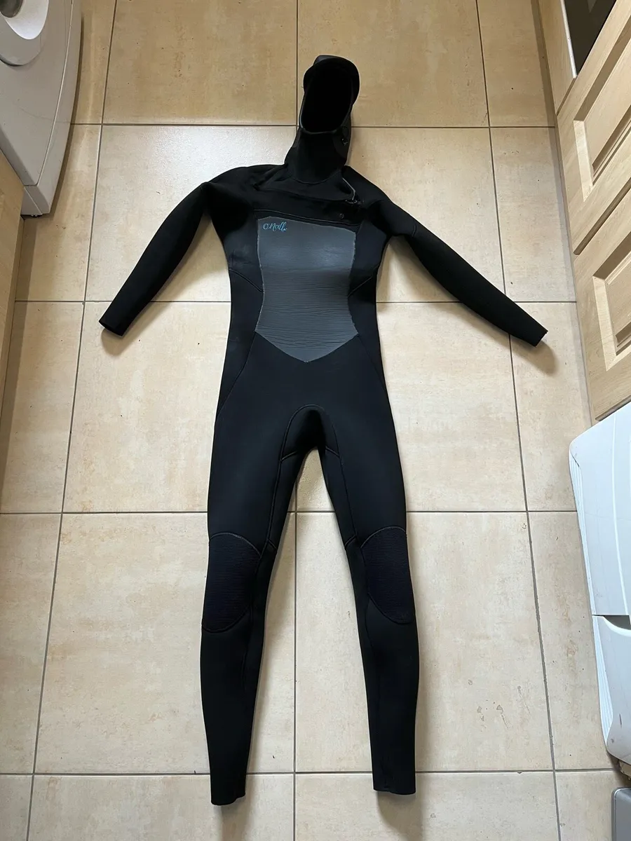 O‘Neill ladies wetsuit, surfing, 6mm, size 8, EU40 - Image 1