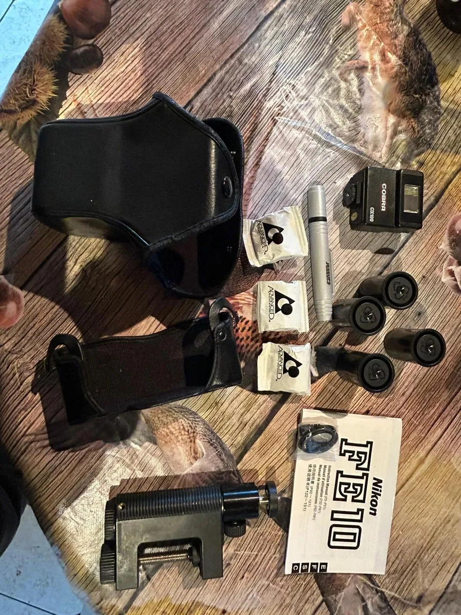 NIKON FE10 camera - Image 1