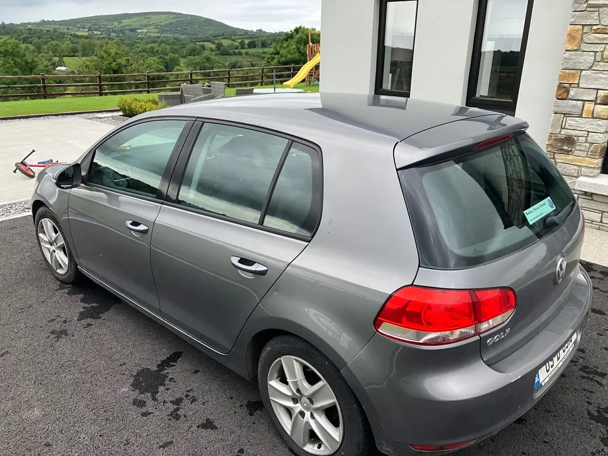 Volkswagen Golf 2009 - Image 4