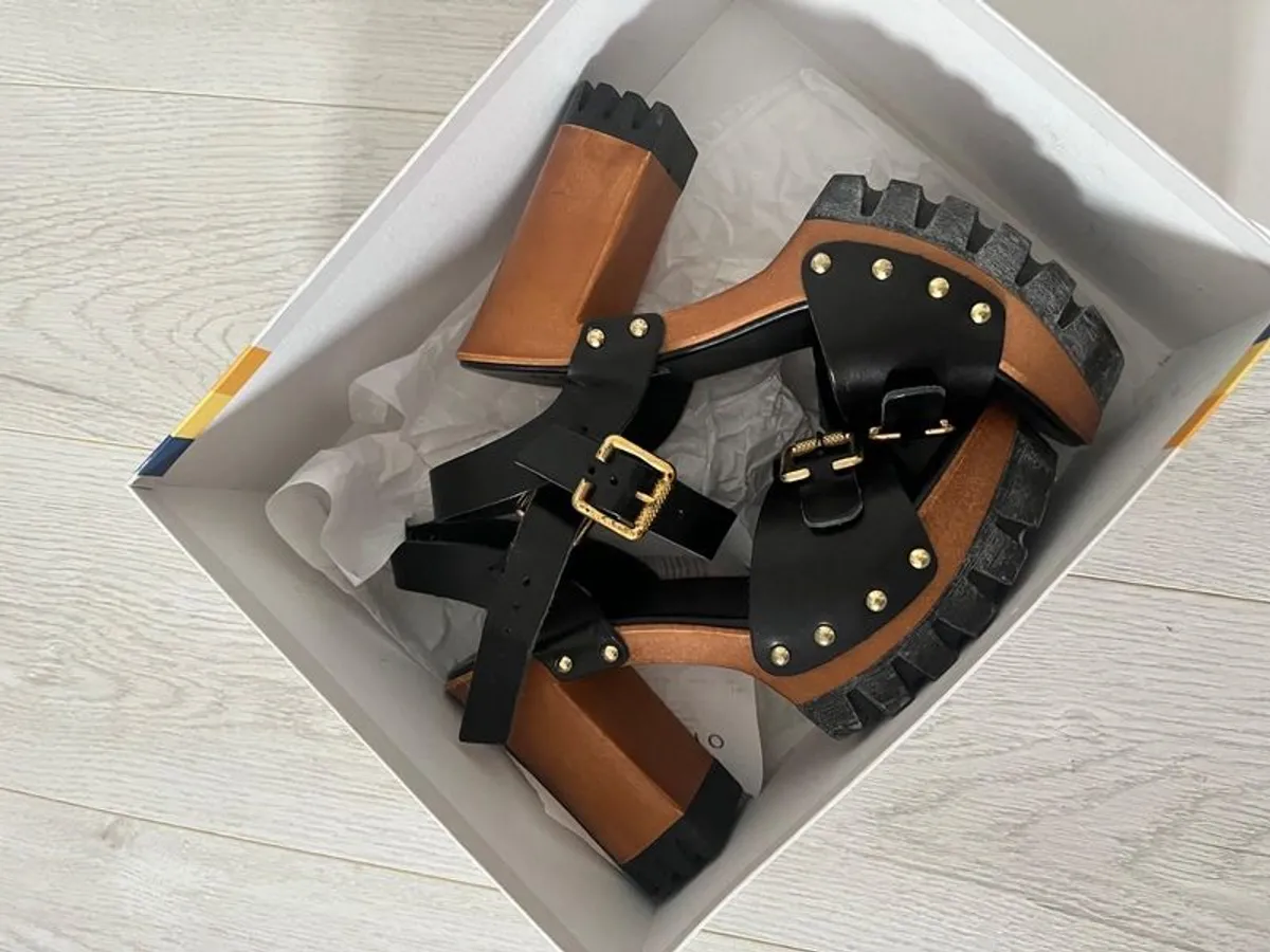 Shoes Bundle - Image 2